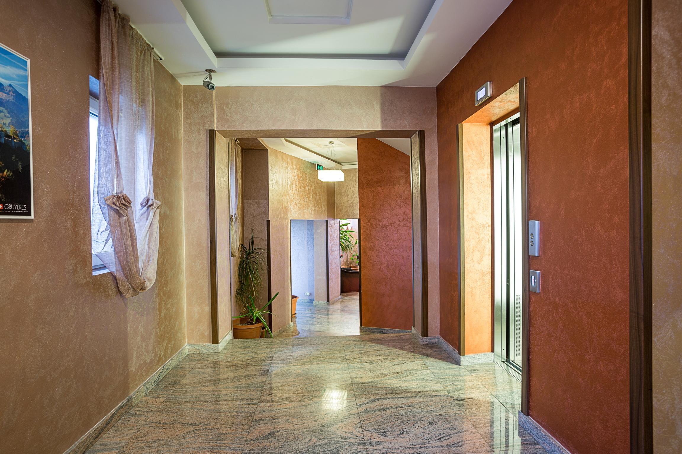 Inter Business Bucharest Hotell Eksteriør bilde