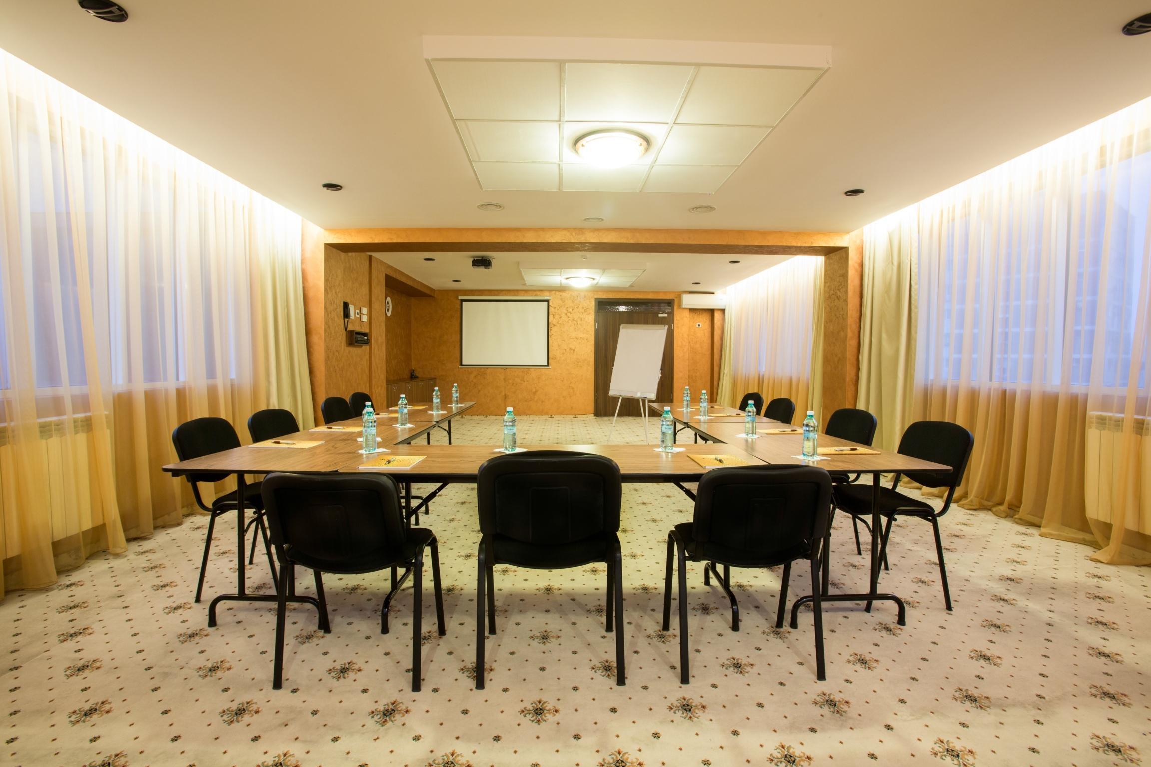 Inter Business Bucharest Hotell Eksteriør bilde